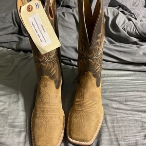 Ariat cowboy boots